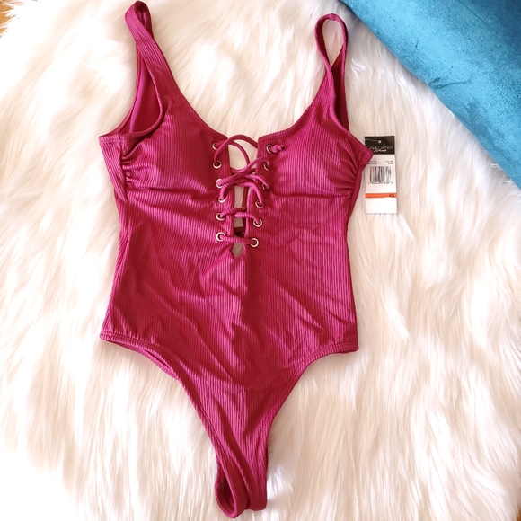 NWT California Waves Ribbed Lace-up 1-piece - Picture 2 of 5